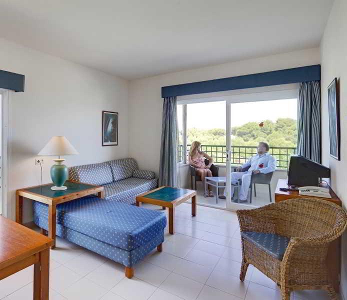 Eden Playa Hotel